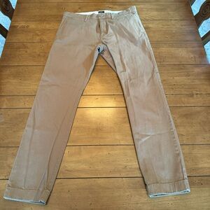 J Crew Stretch Chino 484 Slim Men's Size 31/30 Slim in River Brown